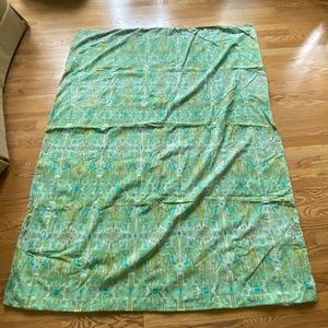 Room 422 Duvet Cover